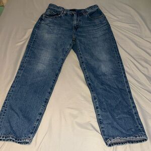 Hi I’m selling Uniqlo blue washed relaxed mid rise jeans!